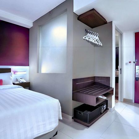 Favehotel Margonda Depok Exterior foto